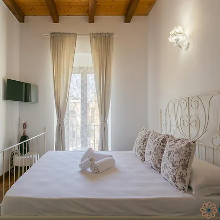 Palazzo Santa Maria Del Buon Consiglio By Apulia 아파트