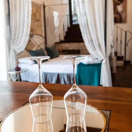 Apartament Palazzo Santa Maria Del Buon Consiglio - 1 *