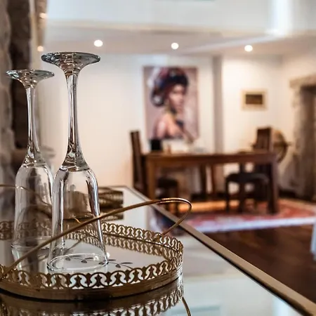 Palazzo Santa Maria Del Buon Consiglio - 1 *