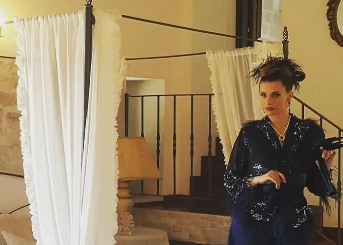 Palazzo Santa Maria Del Buon Consiglio - 1 *